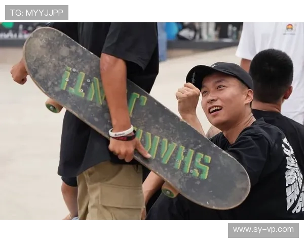 北京滑板队配合技巧深度解析与其他队伍的对比研究 北京滑板队配合技巧深度解析与其他队伍的对比研究