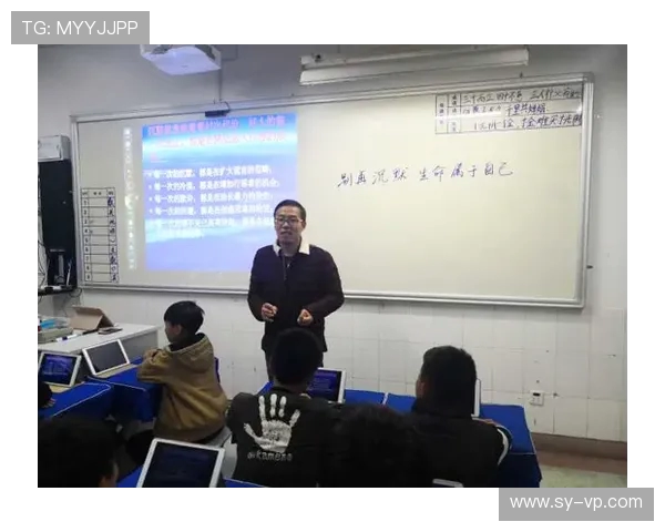 武汉网球队边路渗透战术解析与热点动态探讨