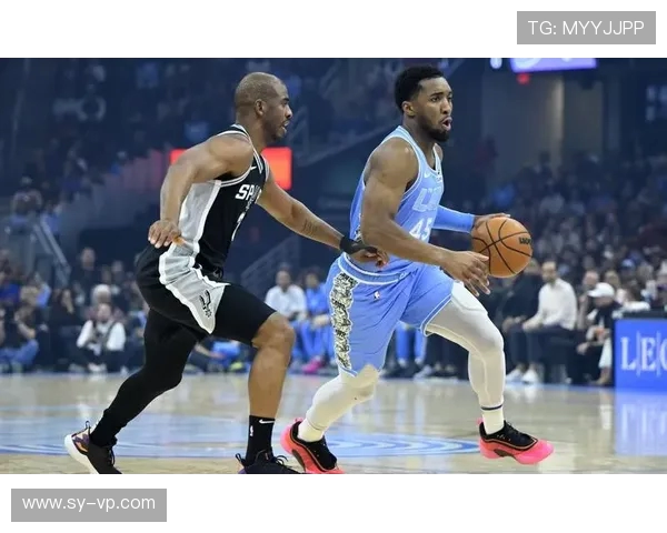 2017年马刺与骑士精彩对决全场录像回顾与分析 2017年马刺与骑士精彩对决全场录像回顾与分析