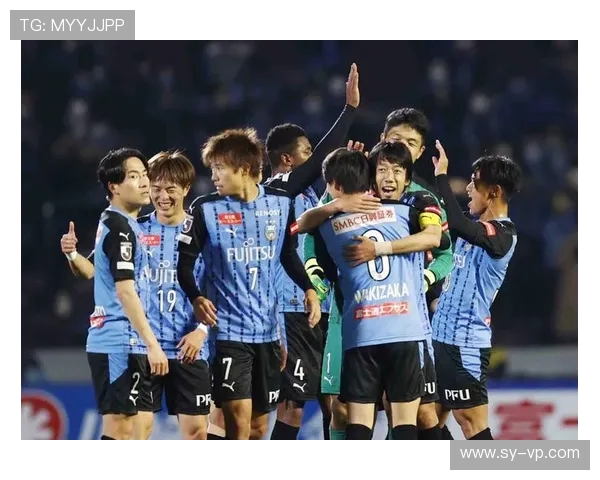 FC岐阜迎战川崎前锋全力争胜展现球队实力与斗志