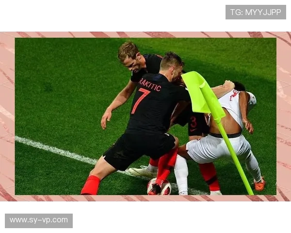 世界杯精彩对决克罗地亚迎战日本球队争夺荣耀与梦想