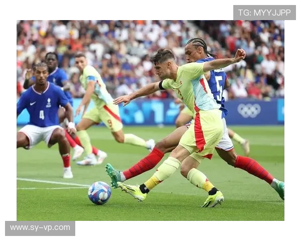 士j亭与奥林比亚高斯的精彩对决揭示足球战术与团队合作的魅力