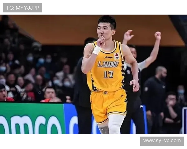 孙铭徽：从青涩新星到篮球场上的领军人物之路探索