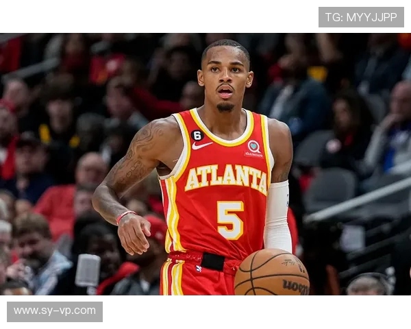 开拓者与老鹰激战正酣双方拼尽全力争夺胜利的精彩战报分析