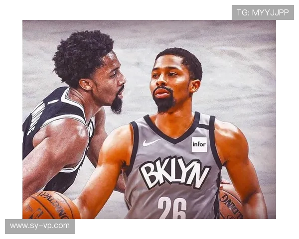 火箭队与黄蜂队激战正酣2月28日精彩对决引发球迷热议