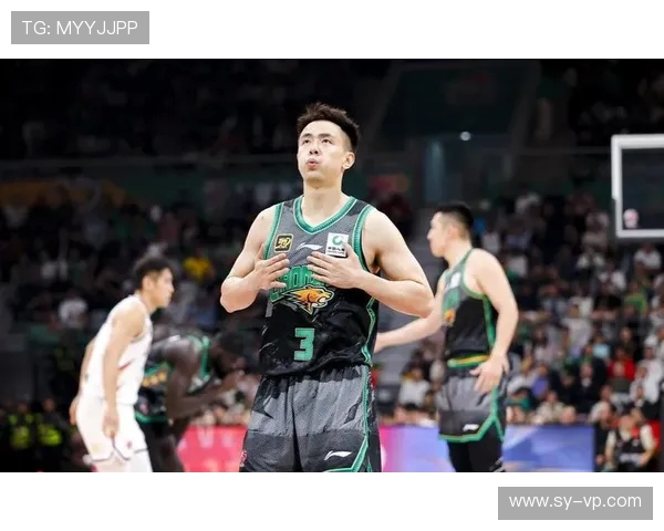 赵继伟领衔中国男篮新征程展现拼搏精神与团队协作的力量