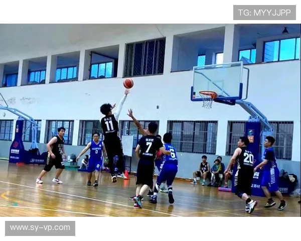 重庆篮球队的奋斗与荣耀:一段不平凡的突破之旅