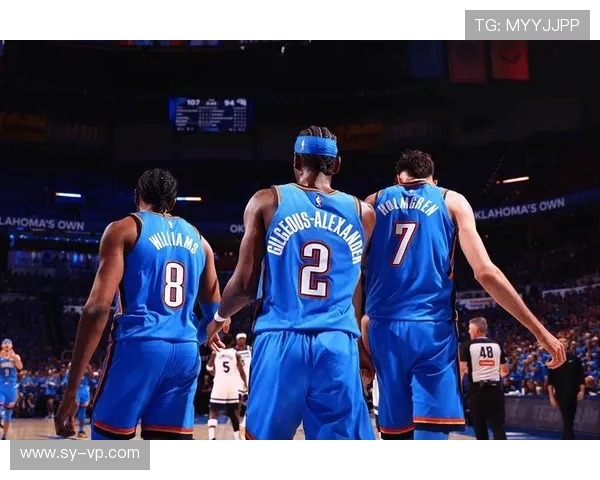 雷霆与爵士季后赛第五场激战回顾及精彩瞬间分析