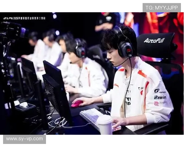 TES以55分领跑Major赛积分榜争夺冠军之路愈发激烈 TES以55分领跑Major赛积分榜争夺冠军之路愈发激烈